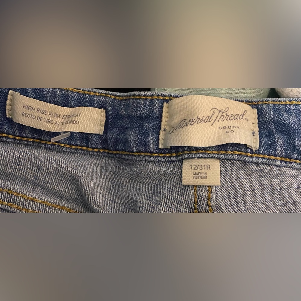Universal Thread Blue Women's Jeans - Picture 3 of 3